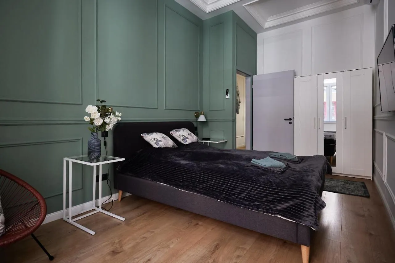 Spacious Luxury Apartment In The City Centre Budapest Hungary